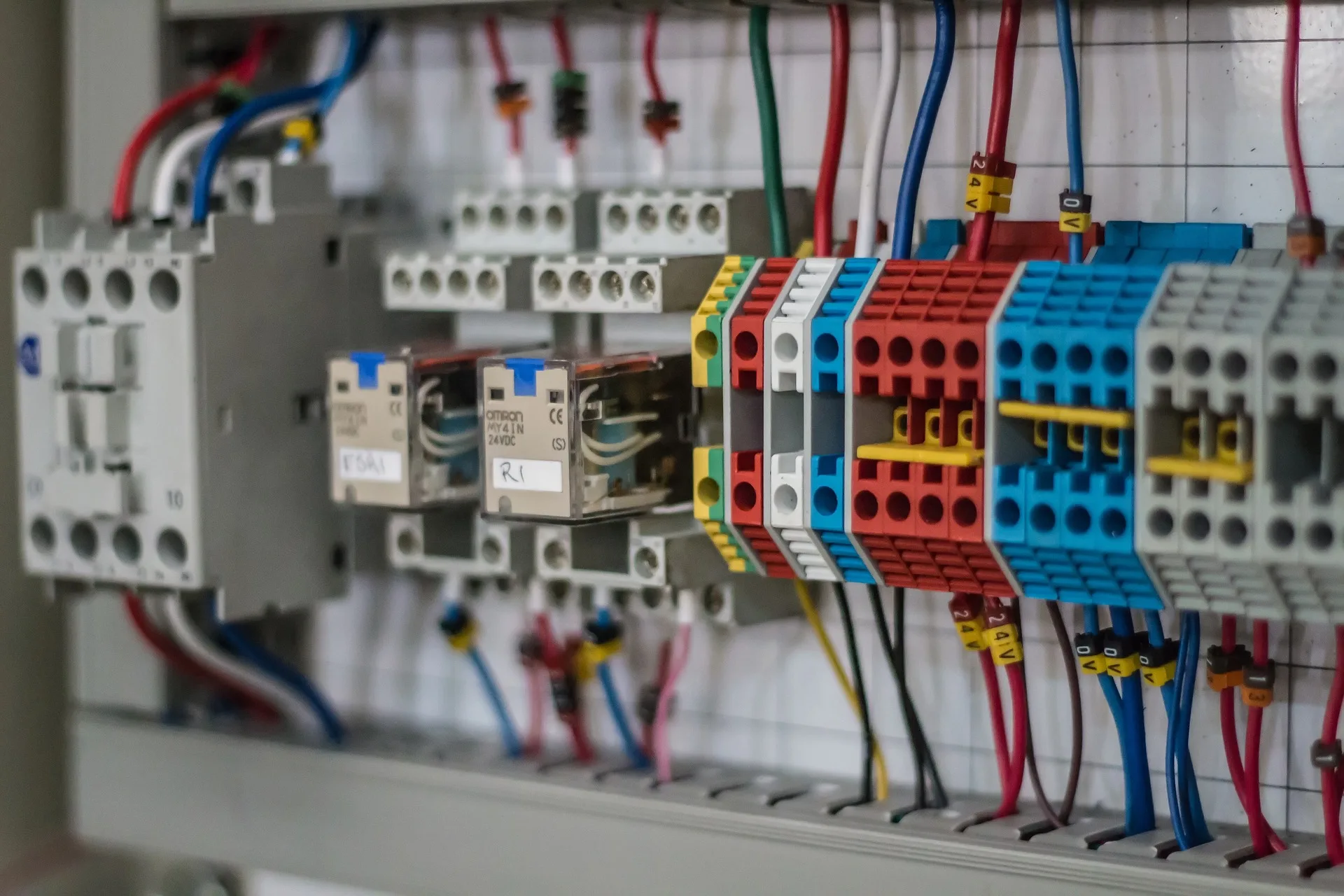 Analysis of a Practical Automotive Wiring Circuit
