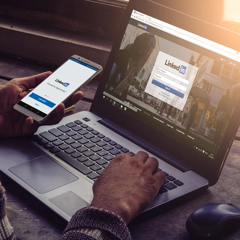 The Essential Guide to Craft a Professional LinkedIn Profile